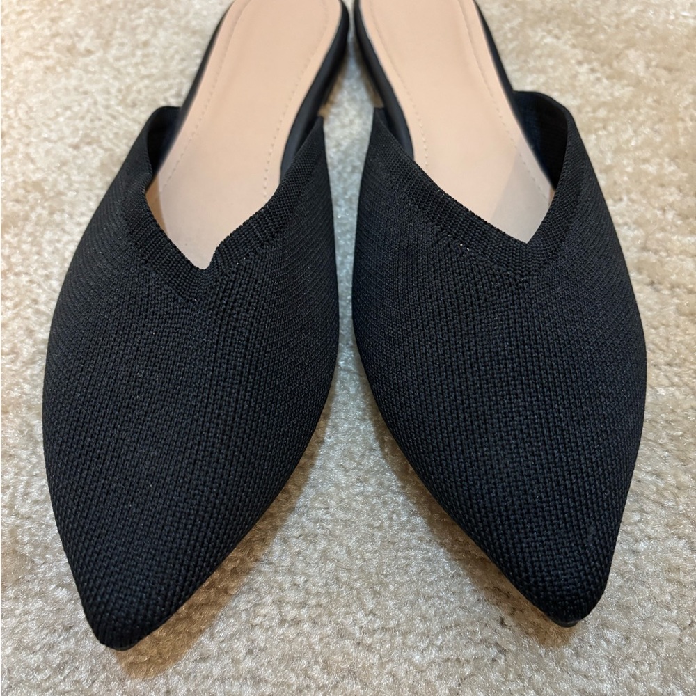 Aumaric Black Minimalist Mules with Pointed Toe EUC Size 8 - Picture 6 of 6